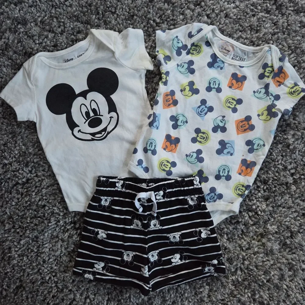 Disney Jumping Bean Mickey Mouse Baby Onesie And Shorts Bundle Size 9 Months